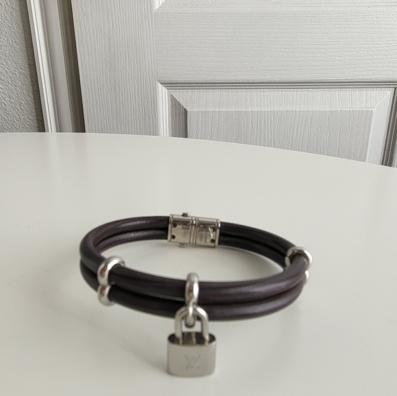 Louis Vuitton bracelet Keep it twice purple leather silver hardware - Picture 3 of 12
